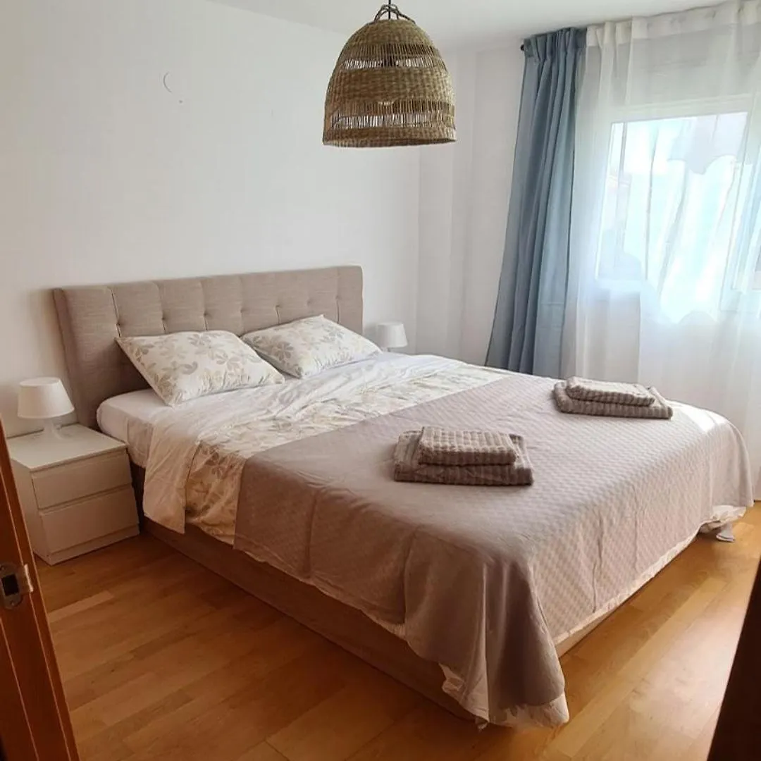 Casa Laguna Casares